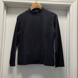 Draper’s & Damon’s Woman’s Black Turtle neck Top Size Medium